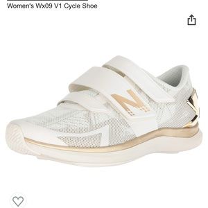 New Balance women’s cycle shoes